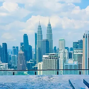 The Colony Skyline Klcc Appartement